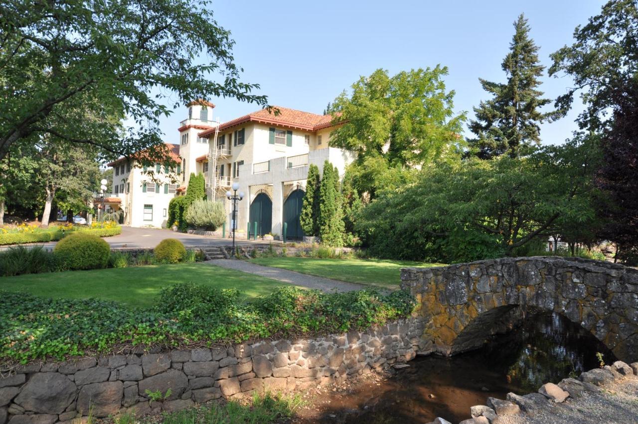 Columbia Gorge Hotel&Spa Hood River Exterior foto
